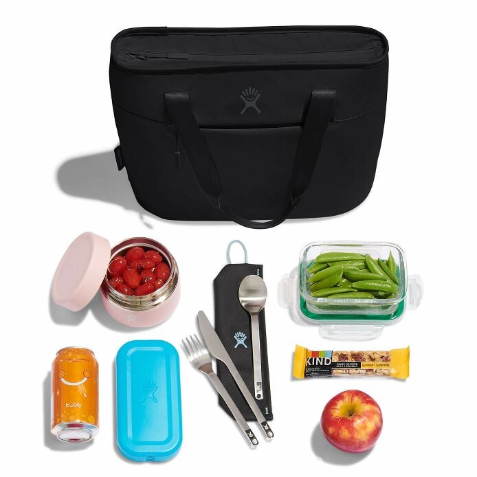 8-l-insulated-lunch-tote-p5 8l-tote-black-packing.jpg