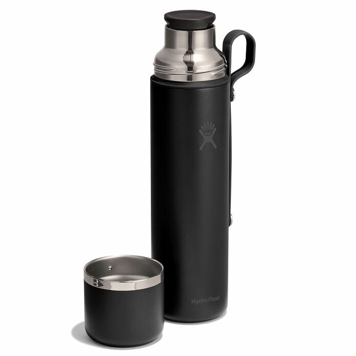 36-oz-hot-flask-and-cup-i6 flc36001_36ozhotflaskcup_black_angled_cup.jpg