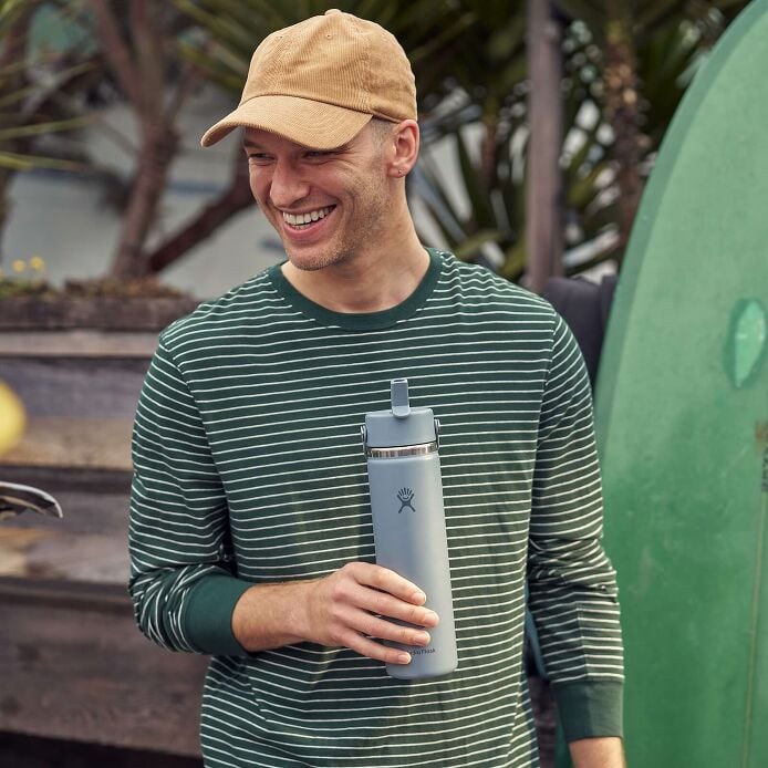 24-oz-wide-mouth-with-flex-straw-cap-e6 hf_s26_mcinnis_0232_13.jpg
