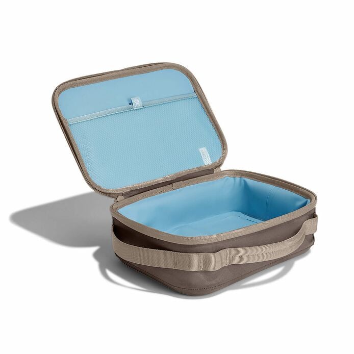 5-l-carry-outtm-lunch-box-f3 lbox217_5lcarryoutlunchbox_sandpiper_angled.jpg