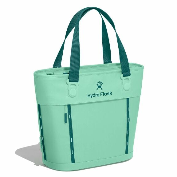 carryouttm-soft-cooler-tote-10-l-w9 miniit344-carryout-tote-10l-mermaid-green-angled.jpg