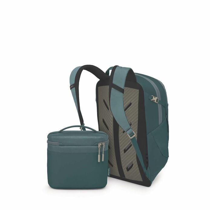osprey-axis-x-hydro-flask-campus-essentials-bundle-z0 ospreyaxis_hydroflask5l_lunch_bag_f25_sideback_cascade_10007249.jpg